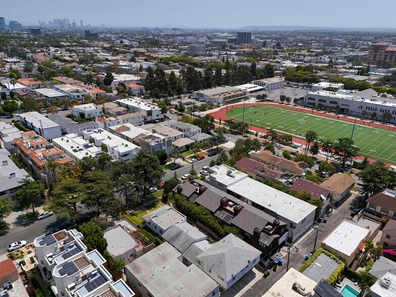 More Photos Of 938 15th St, Santa Monica Apartments For Sale