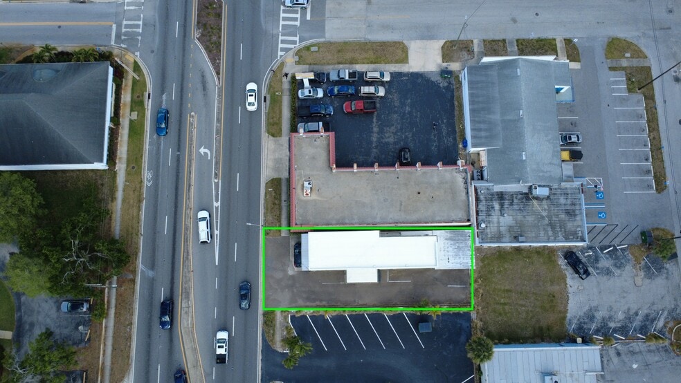 More Photos Of 1221 Court St, Clearwater Warehouse For Lease