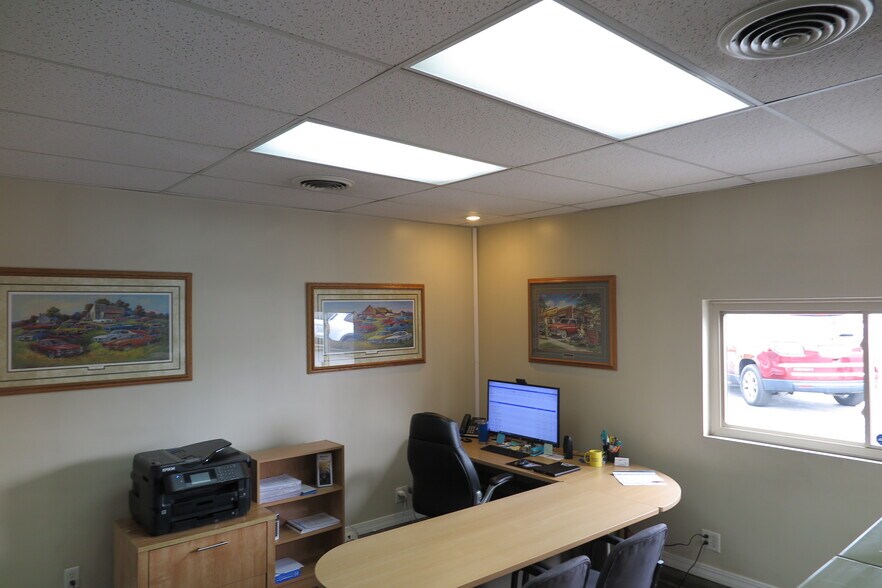 More Photos Of 11 W US Highway 6, Peru Auto Dealership For Sale