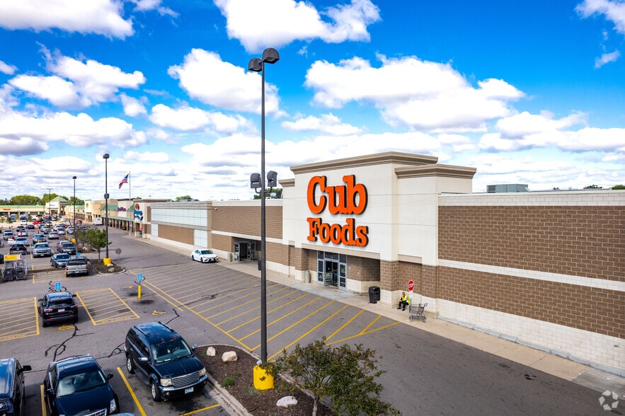 More Photos Of 2117-2197 Old Hudson Rd, Maplewood General Retail For Lease