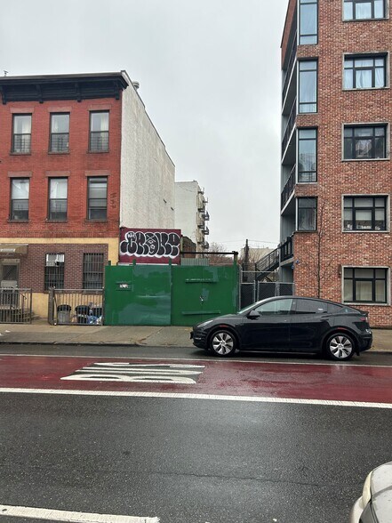 More Photos Of 81 Rogers Ave, Brooklyn Land For Sale