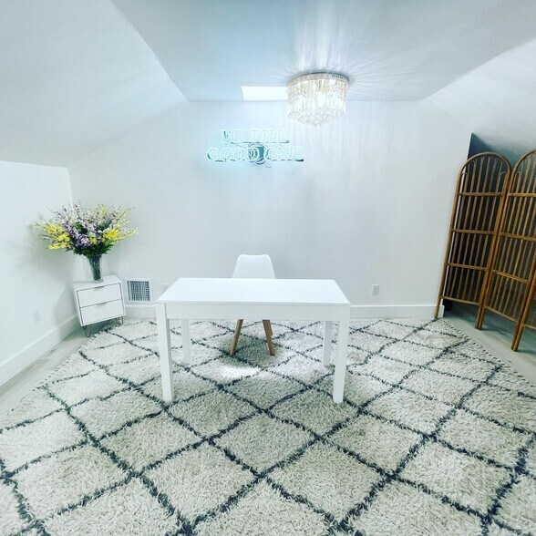 More Photos Of 11600-11610 Washington Pl, Culver City Loft Creative Space For Lease