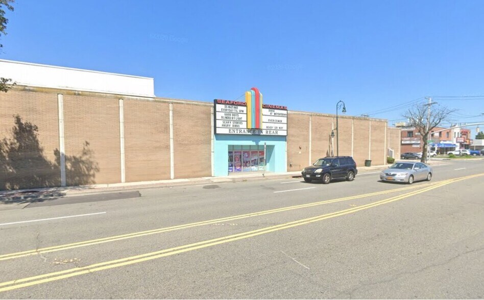 Primary Photo Of 3947-3951 Merrick Rd, Seaford Freestanding For Lease