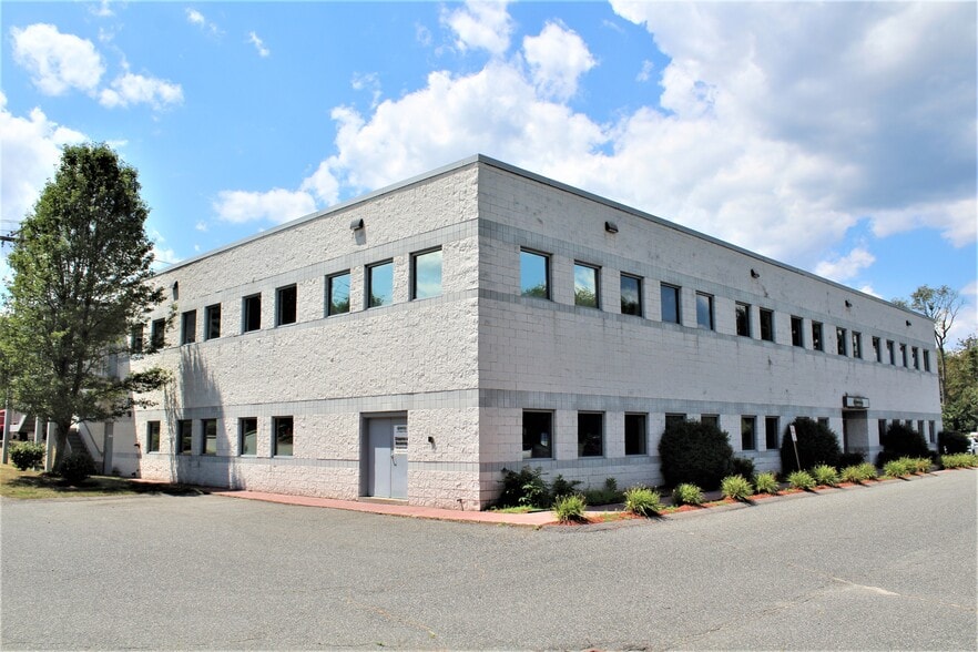 More Photos Of 55 Sumner St, Milford Office For Lease