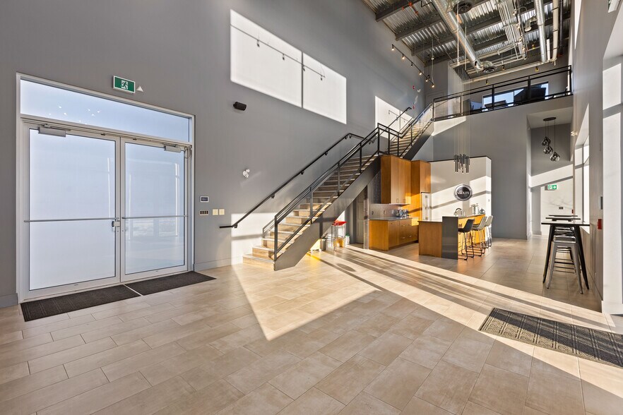 More Photos Of 1750 120 Av NE, Calgary Warehouse For Sale