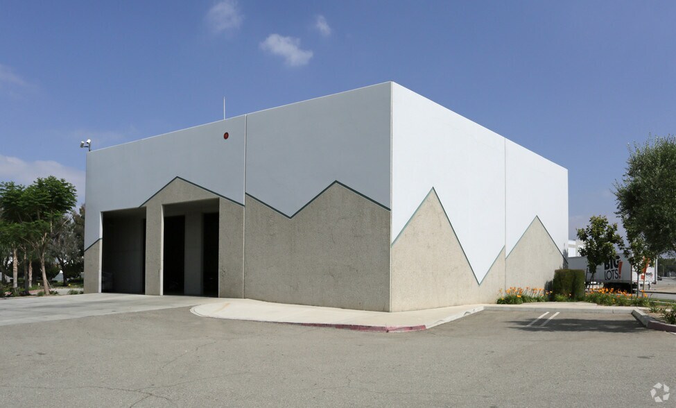 More Photos Of 9029 Rochester Ave, Rancho Cucamonga Warehouse For Sale