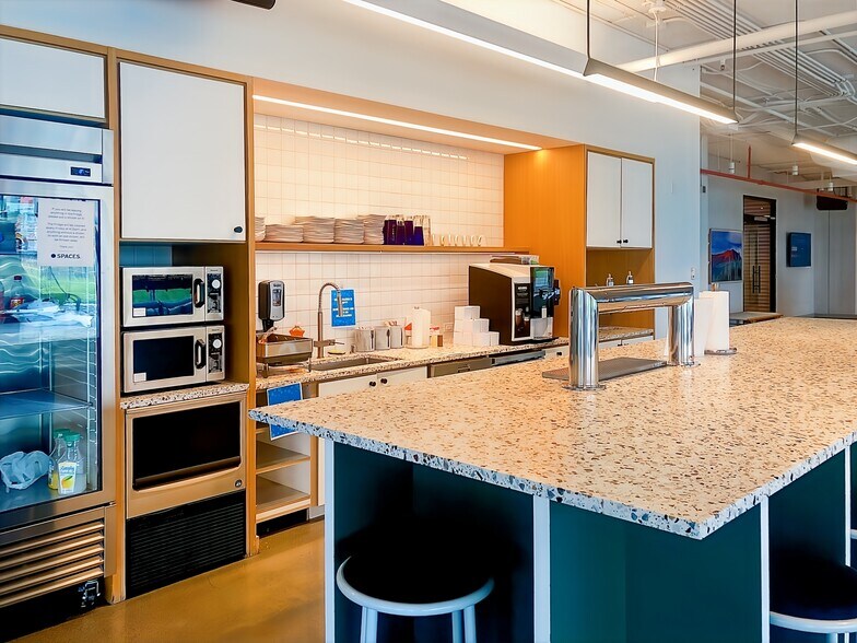 More Photos Of 1330 Lagoon Ave, Minneapolis Office Residential For Lease