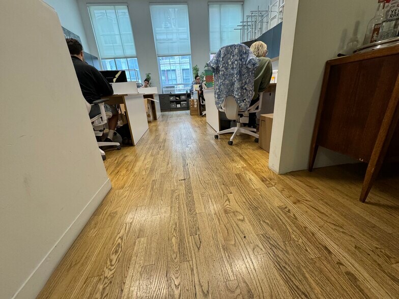 More Photos Of 170 Mercer St, New York Apartments For Sale