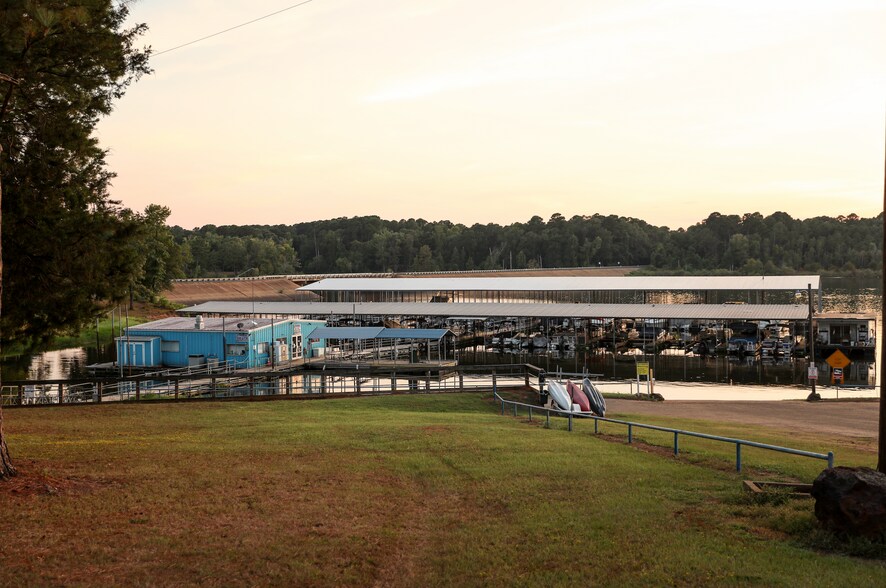 More Photos Of 469 James rd, Avinger Hotel For Sale