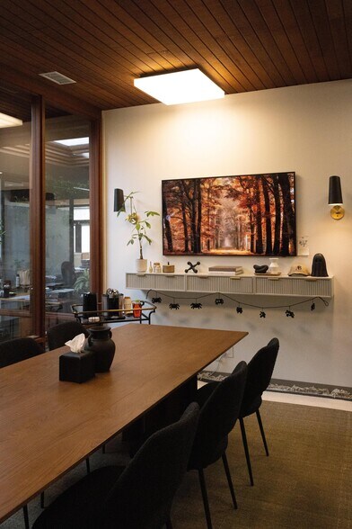 More Photos Of 535 N Highway 101, Solana Beach Office For Lease