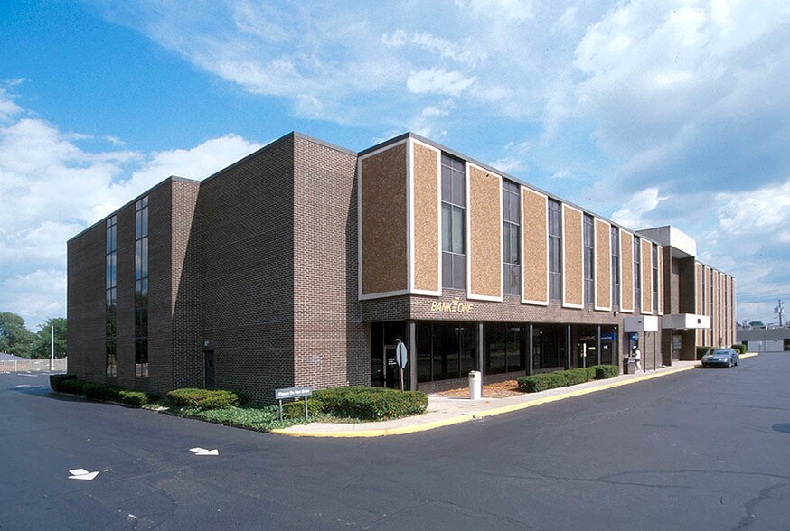 More Photos Of 1213 N Arlington Ave, Indianapolis Office For Sale