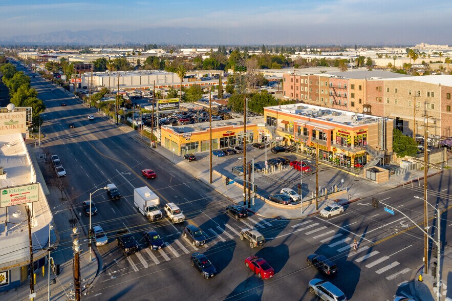 More Photos Of 7600-7614 Balboa Blvd, Van Nuys Storefront Retail Office For Sale
