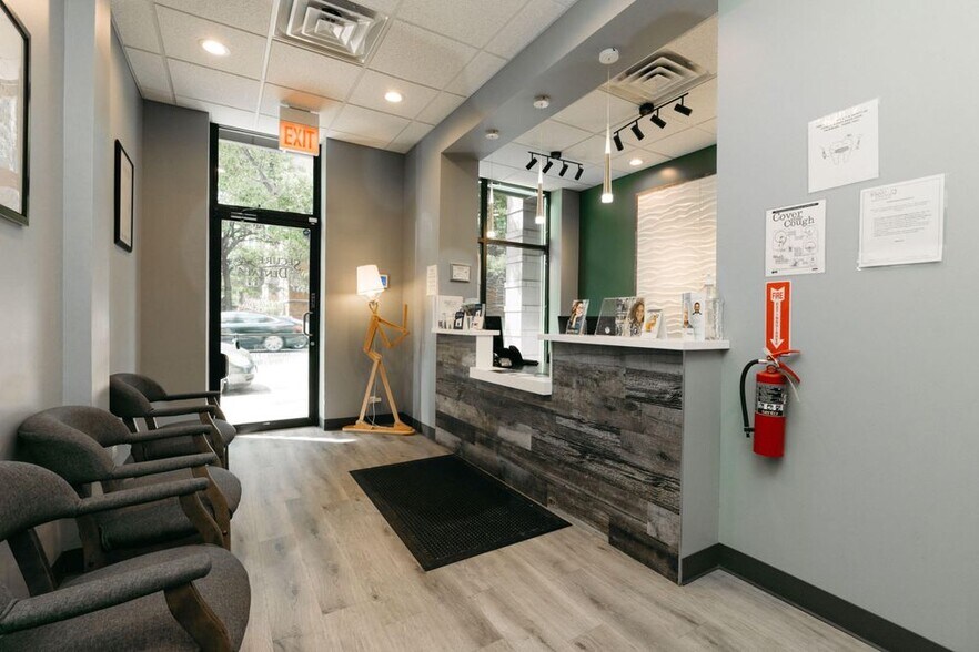 More Photos Of 1828-1830 W Foster Ave, Chicago Storefront Retail Residential For Sale