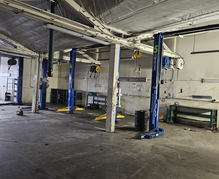 More Photos Of 1310 W 3rd Ave, Spokane Auto Dealership For Lease