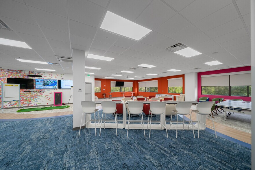 More Photos Of 1930 SW 38th Ave, Ocala Office For Lease