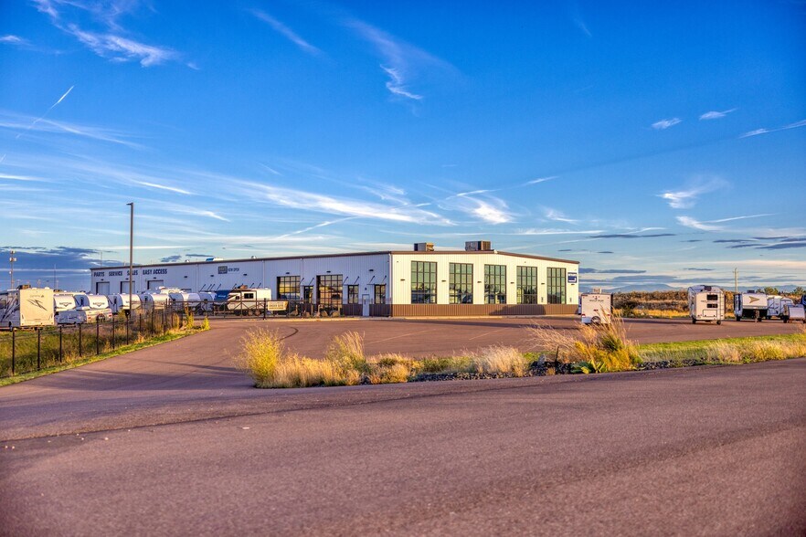 More Photos Of 3928 Tri Hill Frontage Rd, Great Falls Auto Dealership For Sale