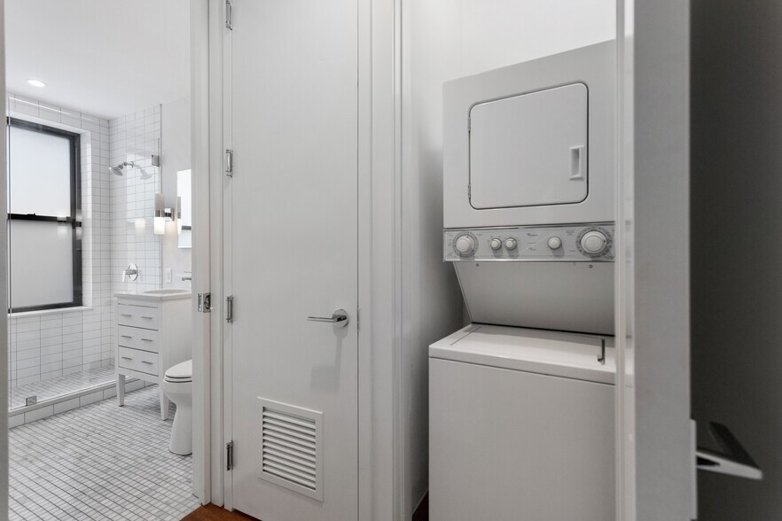 More Photos Of 61 Sullivan St, New York Apartments For Sale