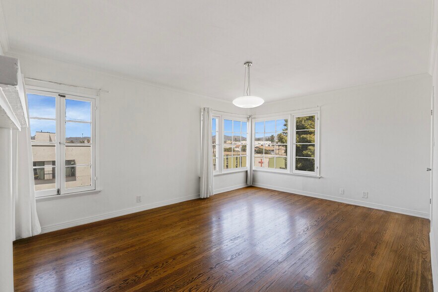 More Photos Of 120 S Coronado St, Los Angeles Apartments For Sale