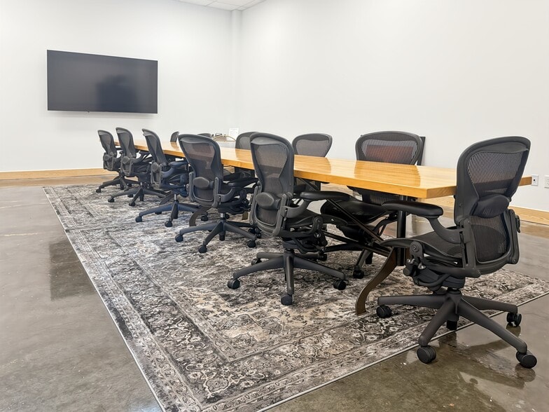 More Photos Of 500 S Main St, Mooresville Coworking Space