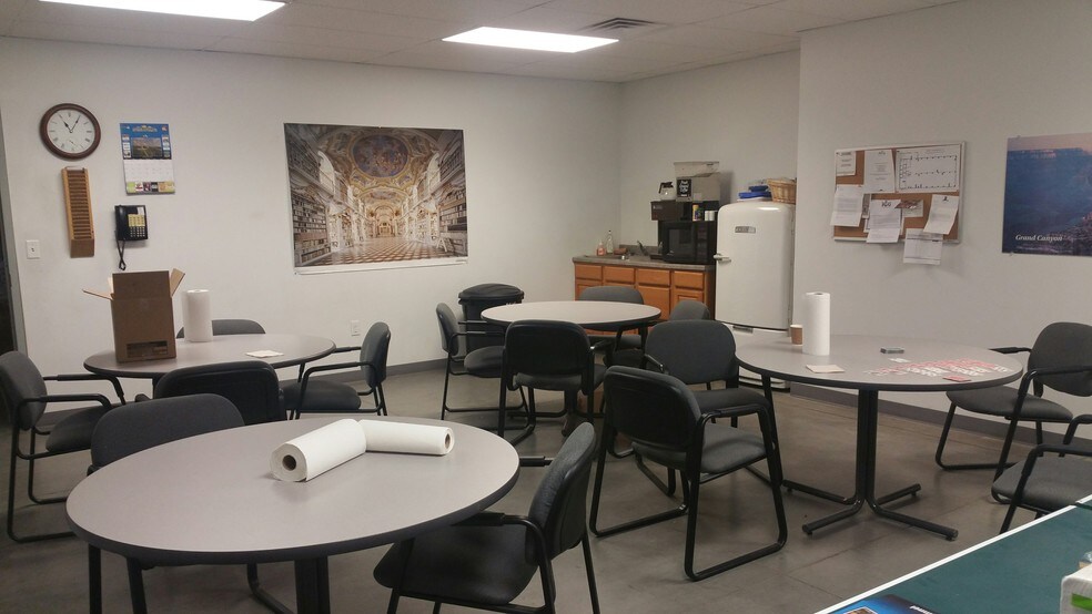 More Photos Of 3301 Daniels Ln, South Sioux City Warehouse For Sale