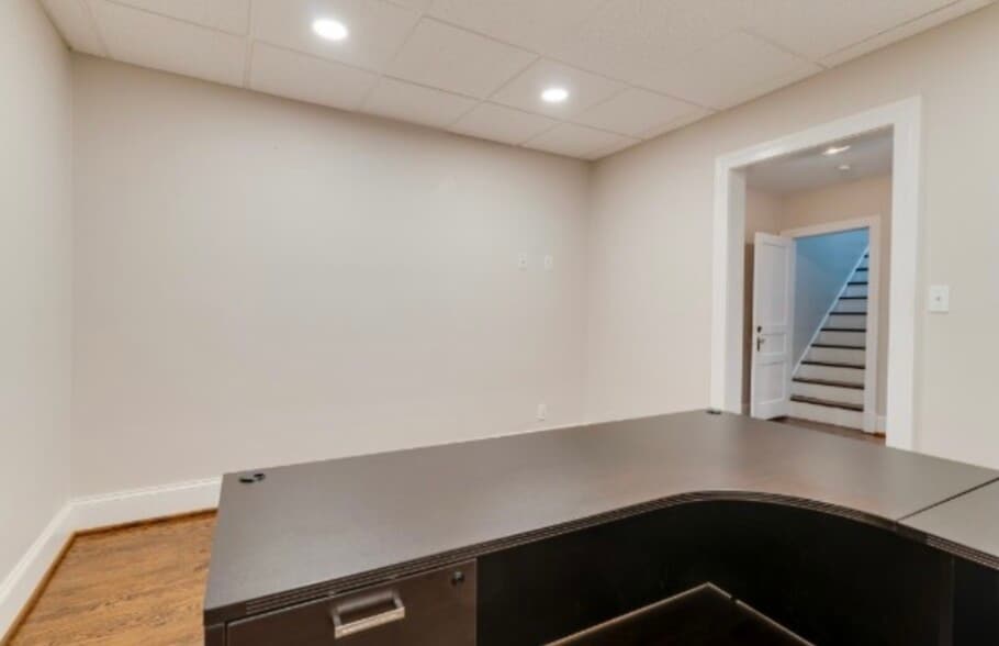 More Photos Of 2927 Dickerson Pike, Nashville Loft Creative Space For Sale