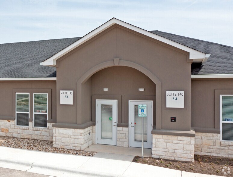 More Photos Of 660 S Bagdad Rd, Leander Loft Creative Space For Sale