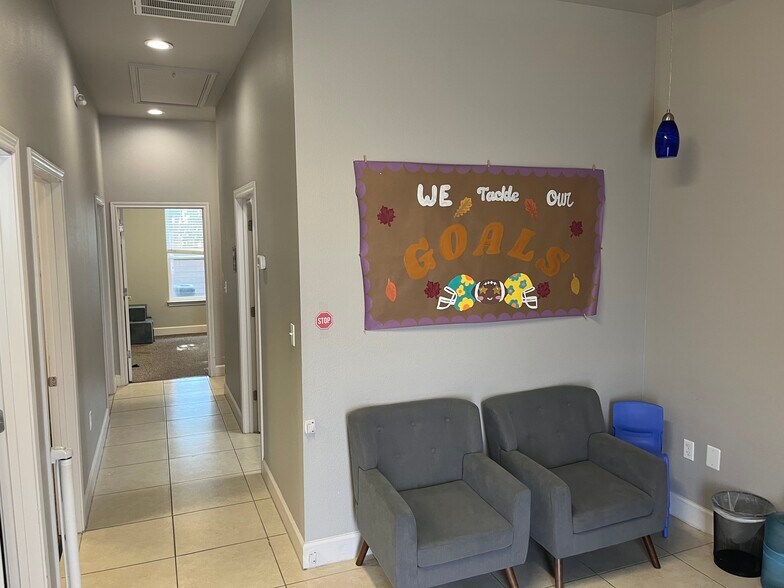 More Photos Of 2301 S Bagdad Rd, Cedar Park Medical For Sale