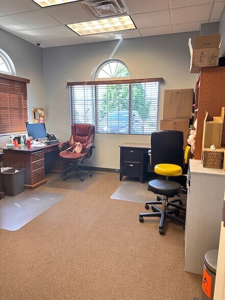 More Photos Of 5084 Villa Linde Pky, Flint Medical For Lease