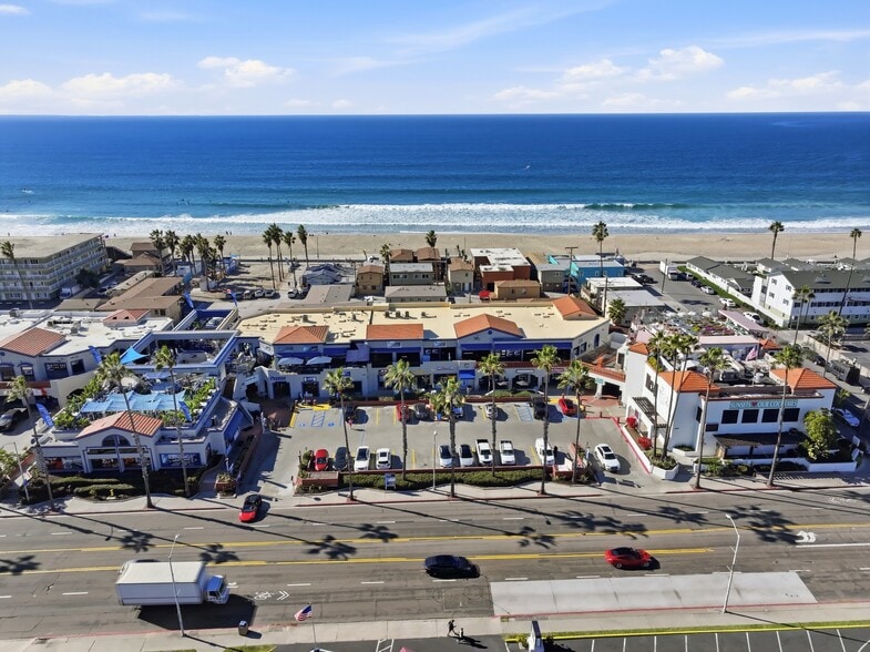 More Photos Of 4110-4190 Mission Blvd, San Diego Unknown For Lease