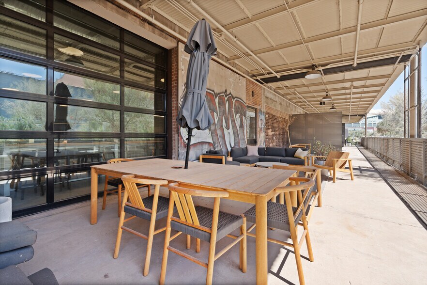 More Photos Of 515 E Grant St, Phoenix Office For Lease