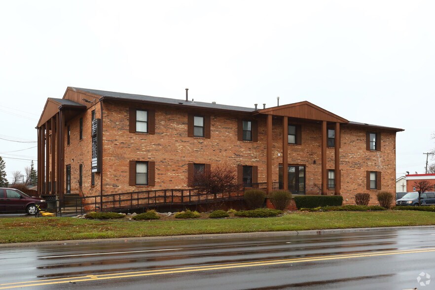 Primary Photo Of 24350 Joy Rd, Redford Medical For Lease