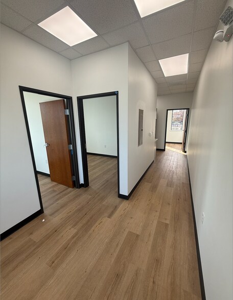 More Photos Of 1651 S Bell Blvd, Cedar Park Medical For Sale