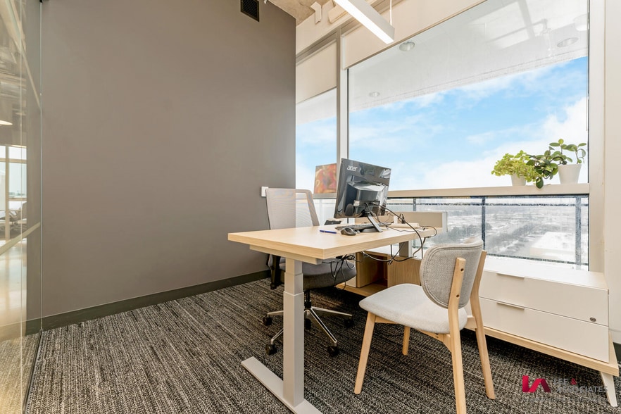 More Photos Of 1275 Finch Ave W, Toronto Medical For Sale