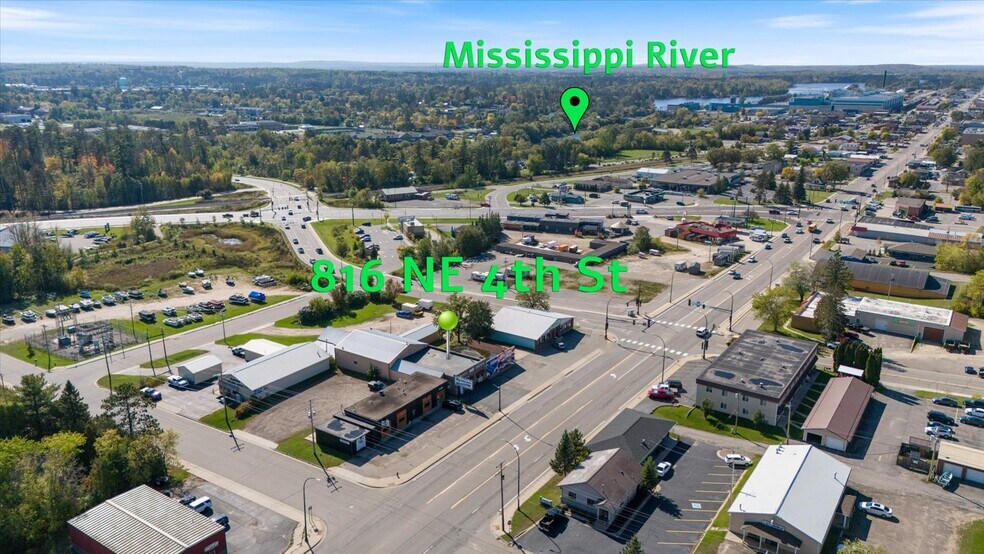 More Photos Of 816 NW 4th St, Grand Rapids General Retail For Sale