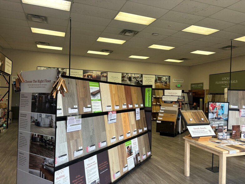 More Photos Of 2120 S 7th St, Phoenix Warehouse For Lease