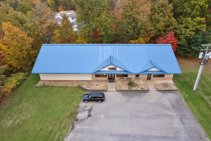 More Photos Of 3940 Pennsylvania 257, Seneca General Retail For Sale