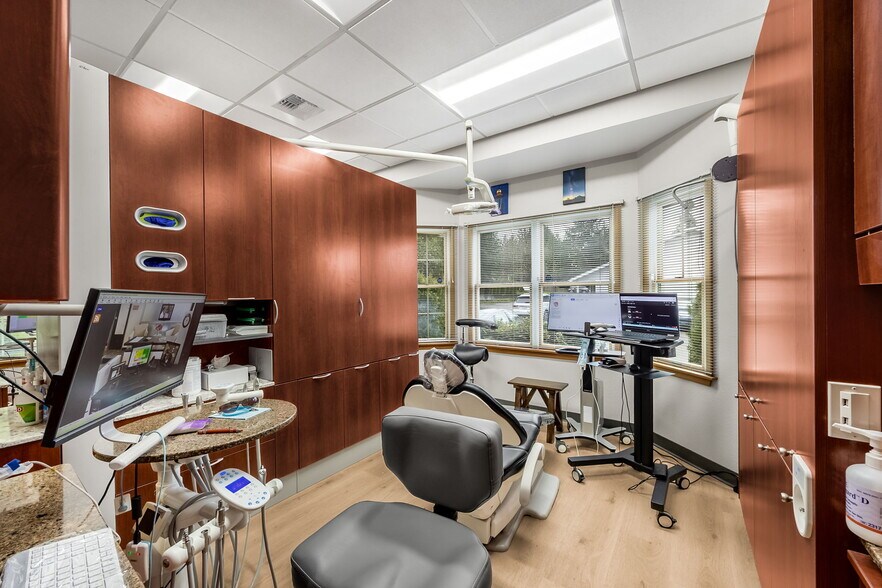 More Photos Of , Federal Way Unknown For Sale