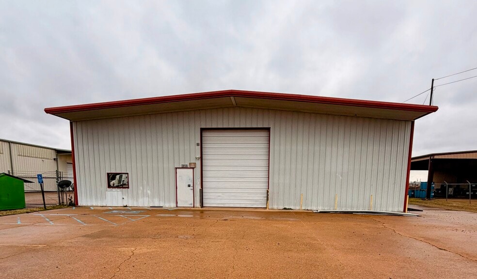 Primary Photo Of 3856 Industrial Cir, Bossier City Warehouse For Lease