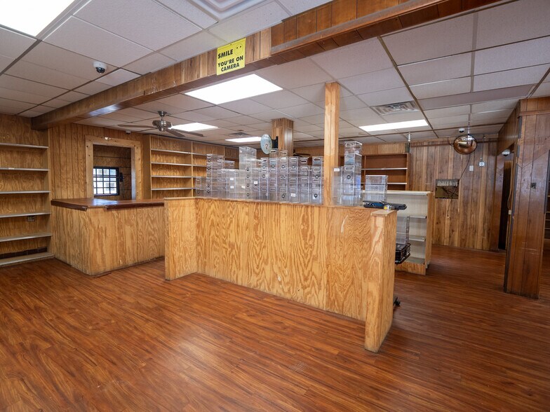 More Photos Of 400 S Air Depot Blvd, Oklahoma City Freestanding For Sale
