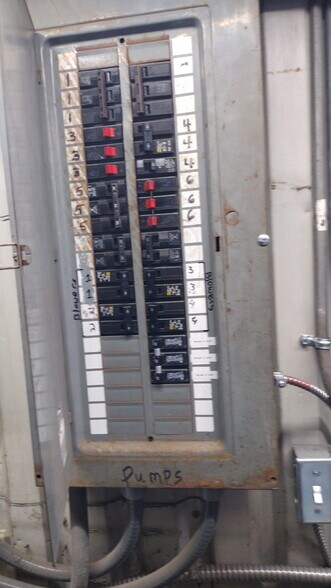 More Photos Of 4860 Topaz St, Las Vegas Carwash For Sale