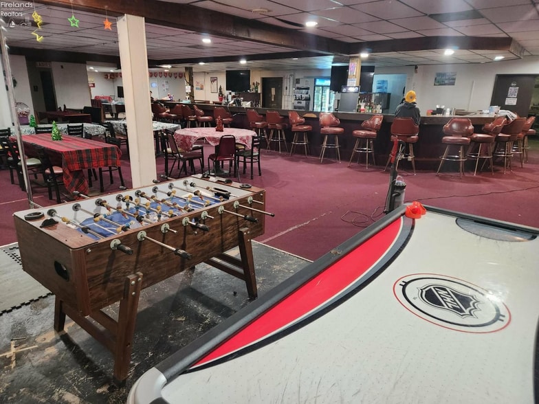 More Photos Of 3096 State Route 99 S, Willard General Retail For Sale