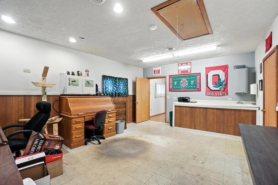 More Photos Of 103 Quinter Farm Rd, Englewood Freestanding For Sale