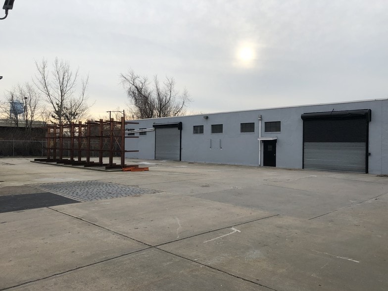 More Photos Of 309 Denton Ave, New Hyde Park Industrial For Lease
