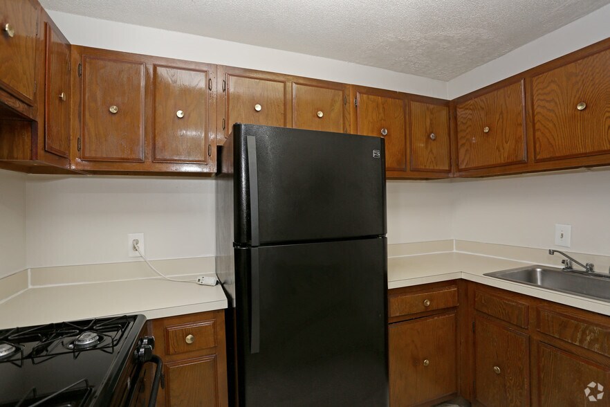 More Photos Of 3901 Suitland Rd, Suitland Apartments For Sale