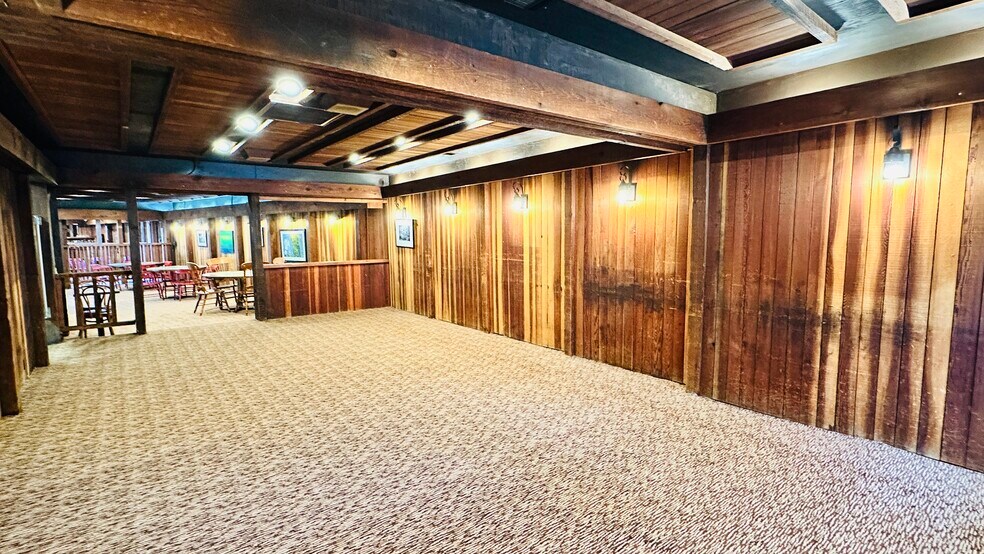 More Photos Of 54905 N Circle Dr, Idyllwild-Pine Cove Restaurant For Sale