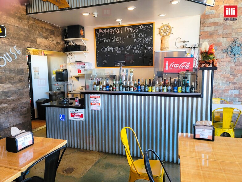 More Photos Of 21001-21015 Sherman Way, Canoga Park Freestanding For Lease