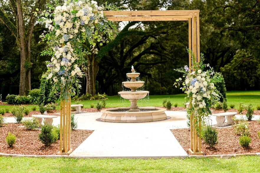 More Photos Of 3054 Highway 24 W, Summit Lodge Meeting Hall For Sale