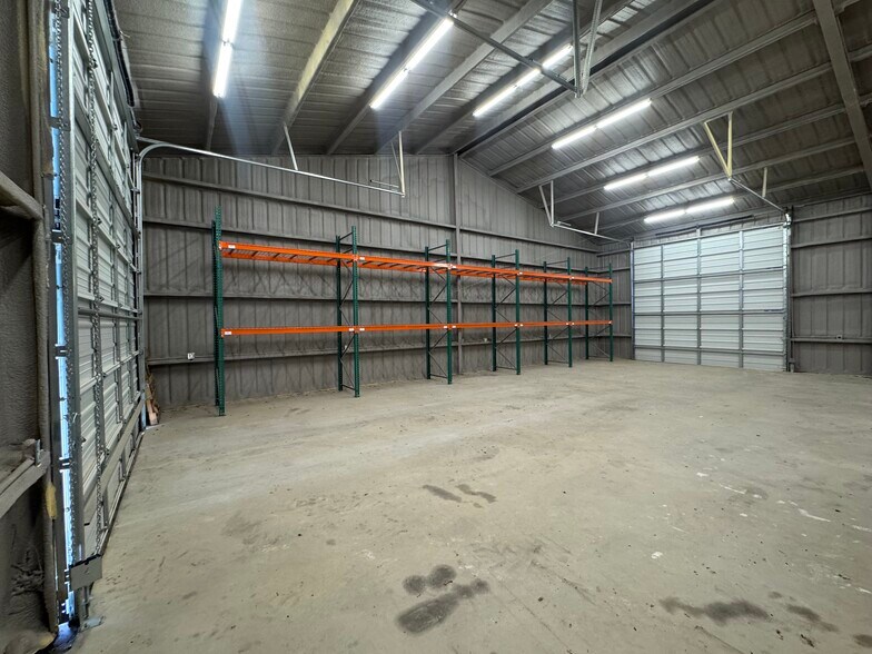 More Photos Of 5840 N FM 51, Weatherford Unknown For Lease