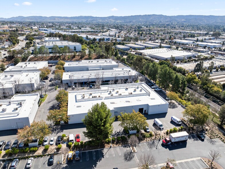 More Photos Of 94 W Cochran St, Simi Valley Research And Development For Sale