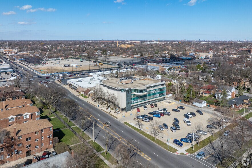 More Photos Of 1515 N Harlem Ave, Oak Park Medical For Lease
